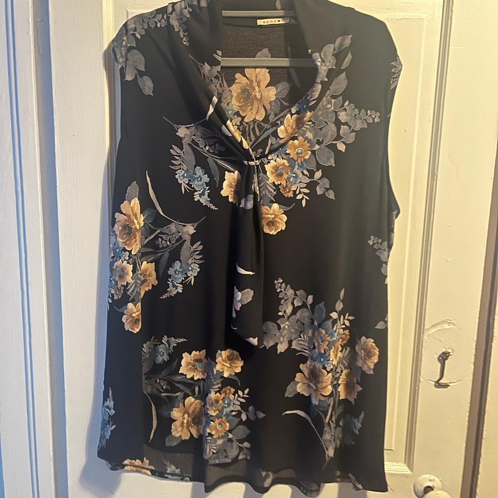 Beacon Floral Tank Top Size: 3XL